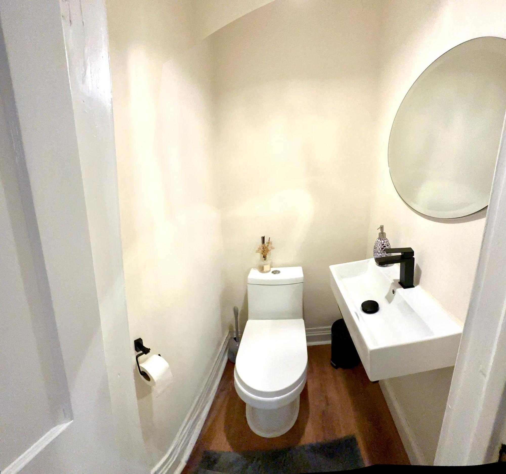 7-A Diamond In Yonkers Apartment Exterior photo