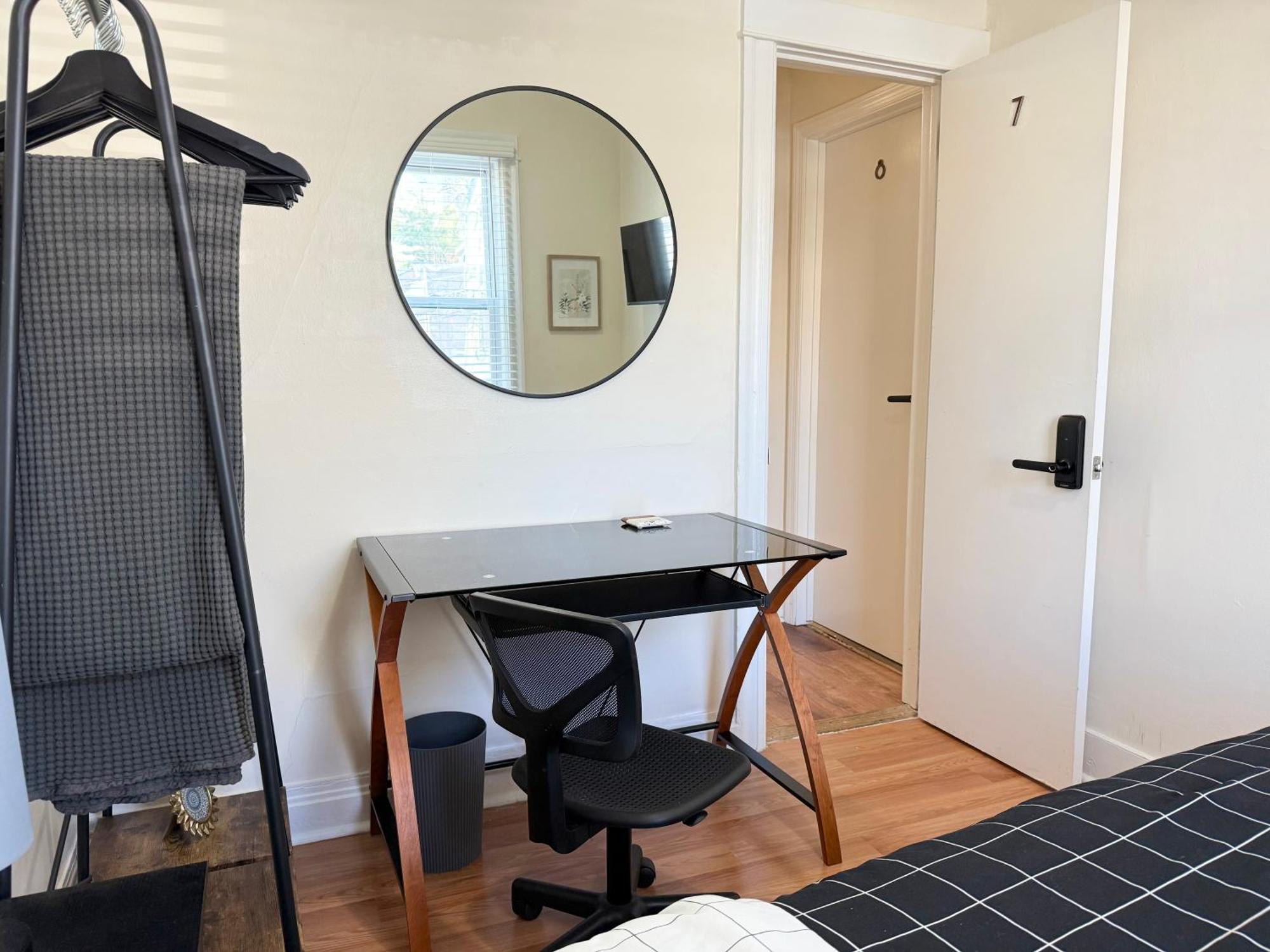 7-A Diamond In Yonkers Apartment Exterior photo